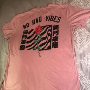 No bad Vibes rusty pink graphic Tee #Dripshop
